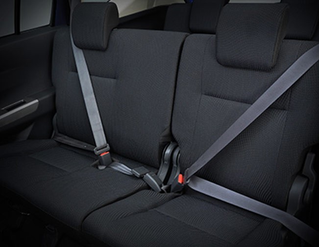 Front Seat Belt With Pretensioner & Force Limiter (Mulai dari Tipe X)